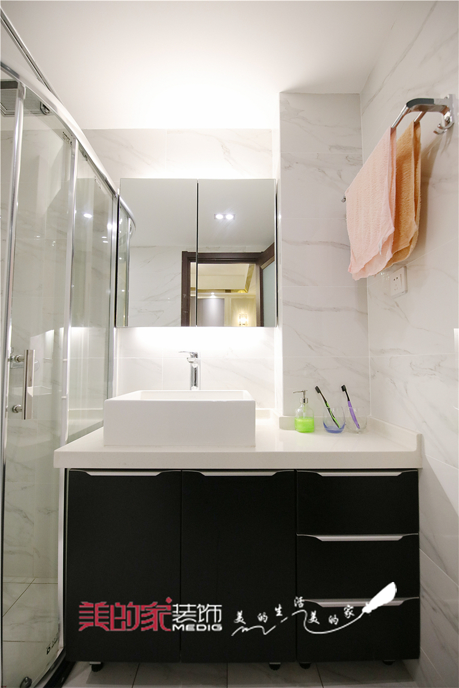 龙湖两江新宸云澜 港式风格 120㎡ 设计师王羿