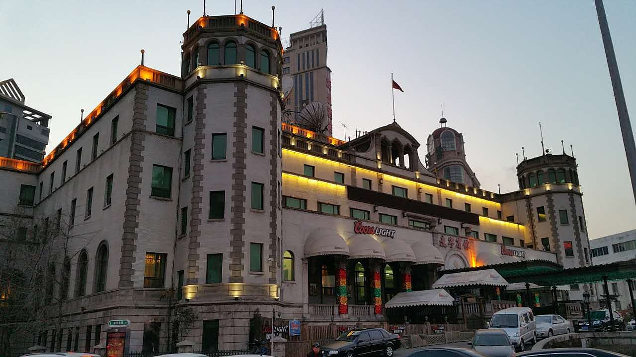 中国城市影像志—— 战后70年の日本遗留在华民居寻踪（第四辑 沸腾的广场）（图ZNjAwODIyMTI=） - 人文/纪实摄影 - 站酷设计师董欣原创素材 - 站酷ZCOOL