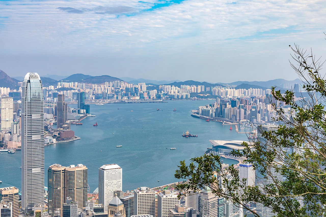 香港太平山顶港岛径1一段中环维多利亚港