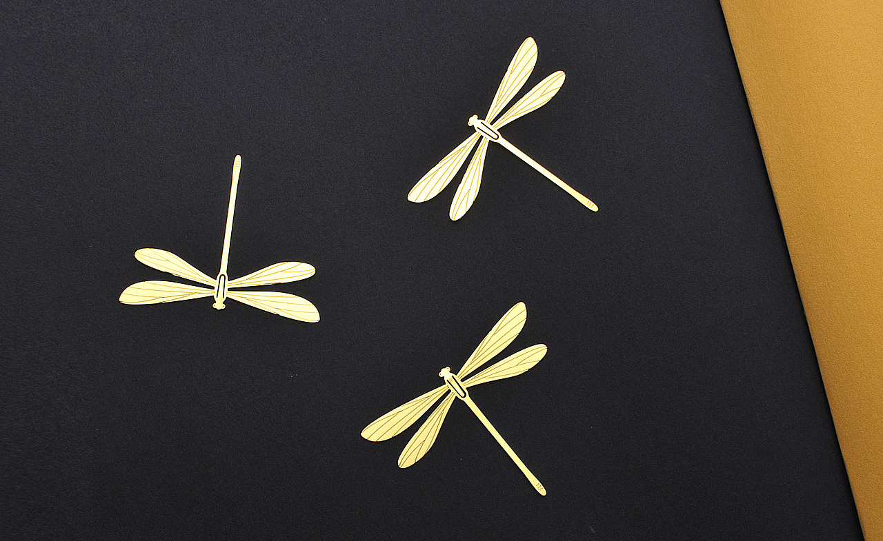 蜻蜓书签 | 装设 | 饰物