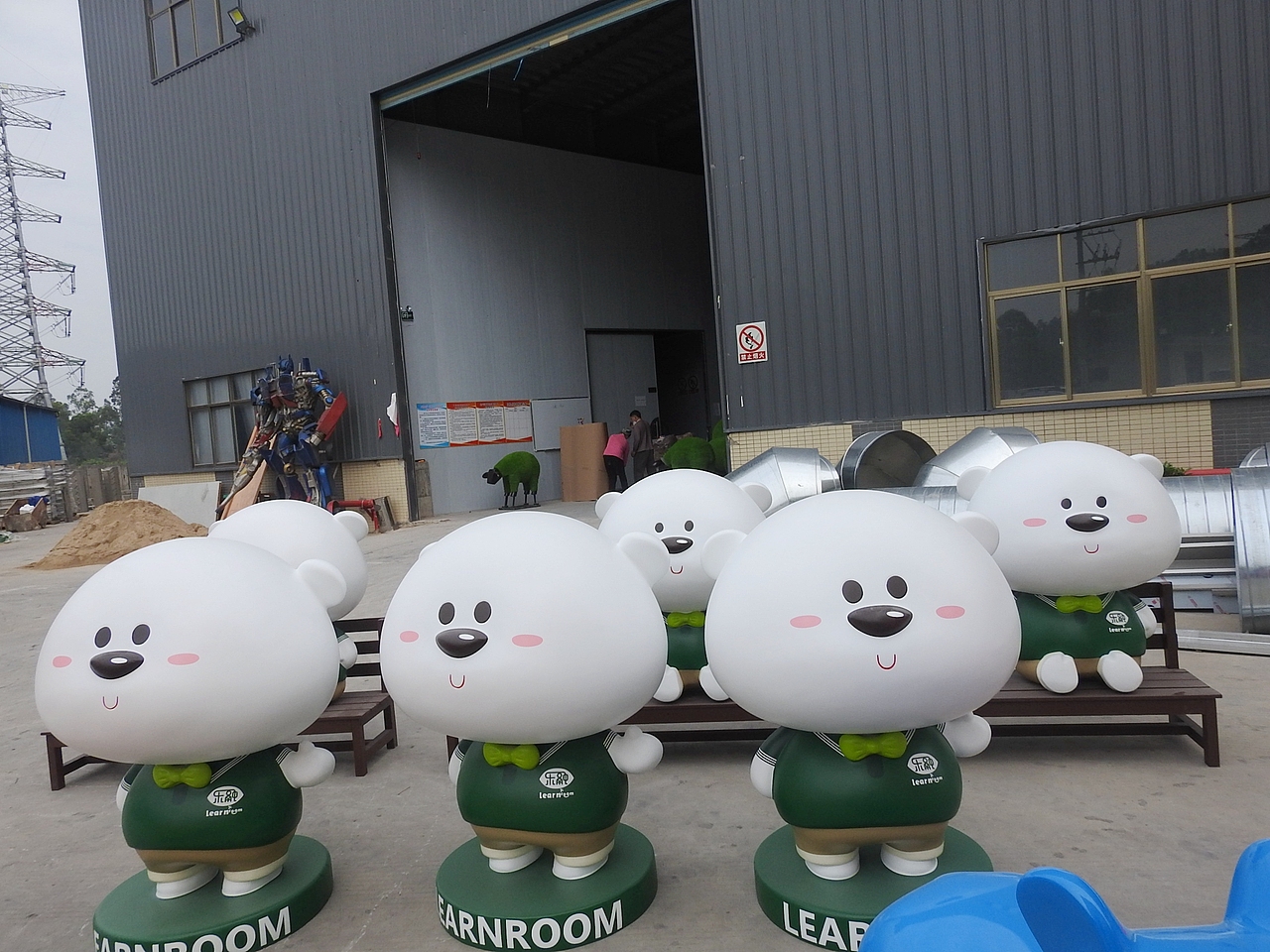 乐融儿童之家卡通形象雕塑案例玻璃钢企业形象IP定制（图ZMjI3MjM0MDM2） - 景观设计 - 站酷设计师艺圆IP雕塑艺术原创素材 - 站酷ZCOOL