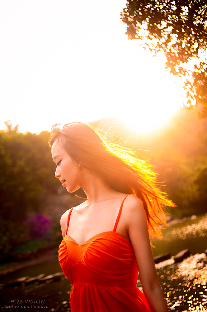 &nbsp;《逆光下的那抹橘》&nbsp;&nbsp;█&nbsp;H.M&nbsp;摄影&nbsp;█