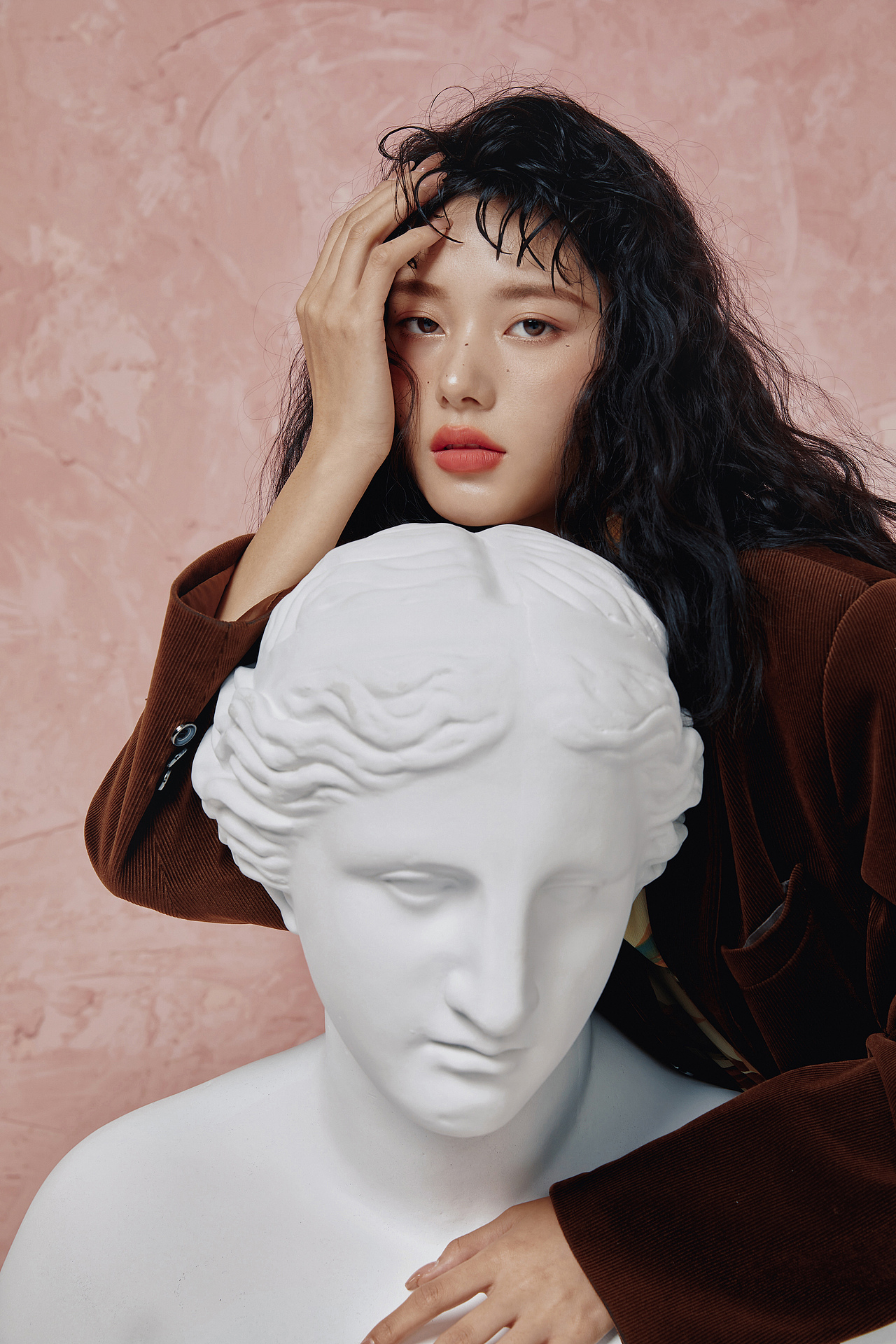 INTO YOU X 马利联名 新锐彩妆与百年画材的碰撞交融（图ZMjQzNjEzNTAw） - 产品摄影 - 站酷设计师他是33原创素材 - 站酷ZCOOL