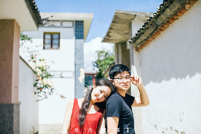 一笑倾城一见难忘，最美不过与你并肩看夕阳。（图ZNTY5MjAwNjA=） - 人像摄影 - 站酷设计师鱼鱼Mood原创素材 - 站酷ZCOOL