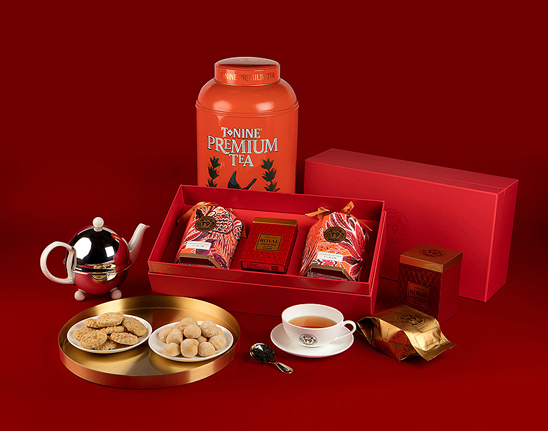 【繁花鸿运】Tnine新年艺术礼盒（图ZMTQxNDMzNDMy） - 包装 - 站酷设计师贤草品牌顾问原创素材 - 站酷ZCOOL