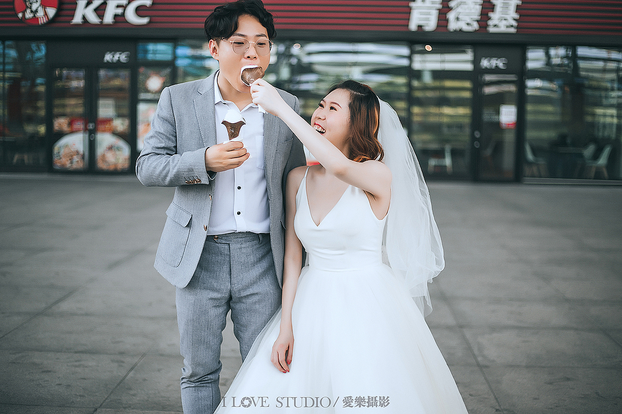 爱乐摄影原创作品——《邂逅爱情》