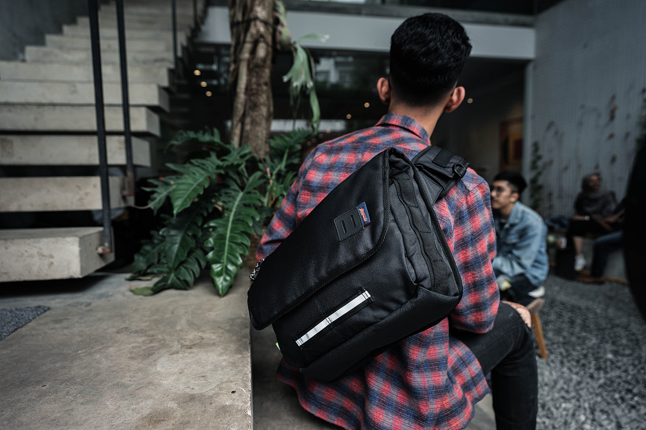 时尚摄影（图ZMjI5NzQxMjk2） - 产品摄影 - 站酷设计师panchaaprilianto原创素材 - 站酷ZCOOL