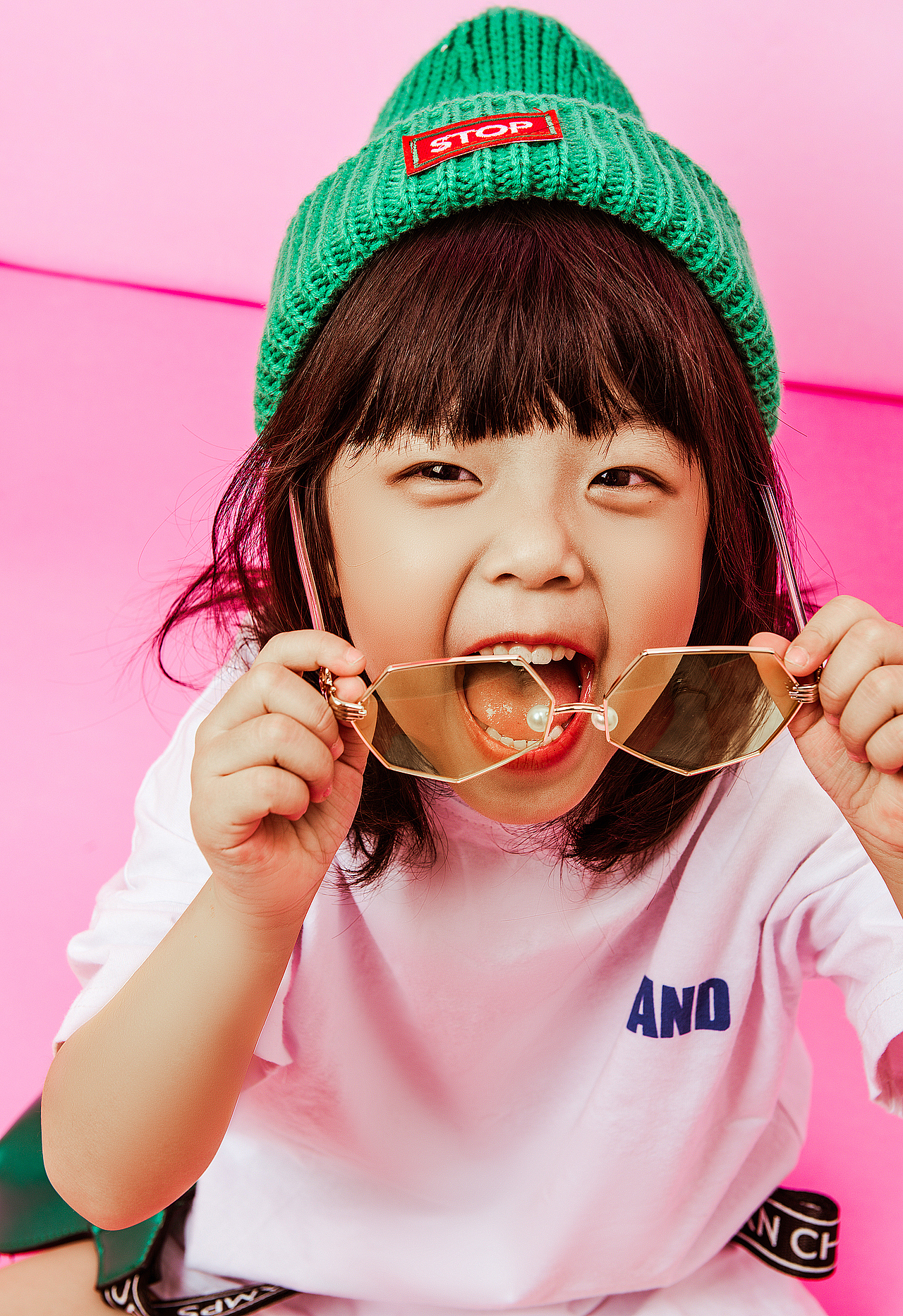 小妹子（圖ZMTM4Mjk2NDQ0） - 人像攝影 - 站酷設(shè)計師煮熟的鵪鶉蛋原創(chuàng)素材 - 站酷ZCOOL