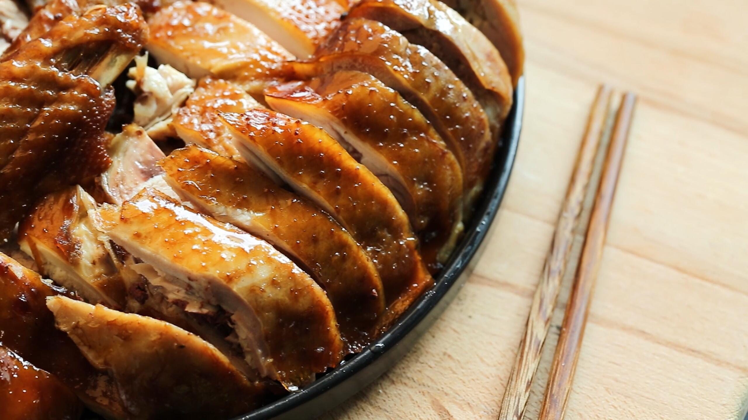 美食视频//成聚记-地道川式卤味