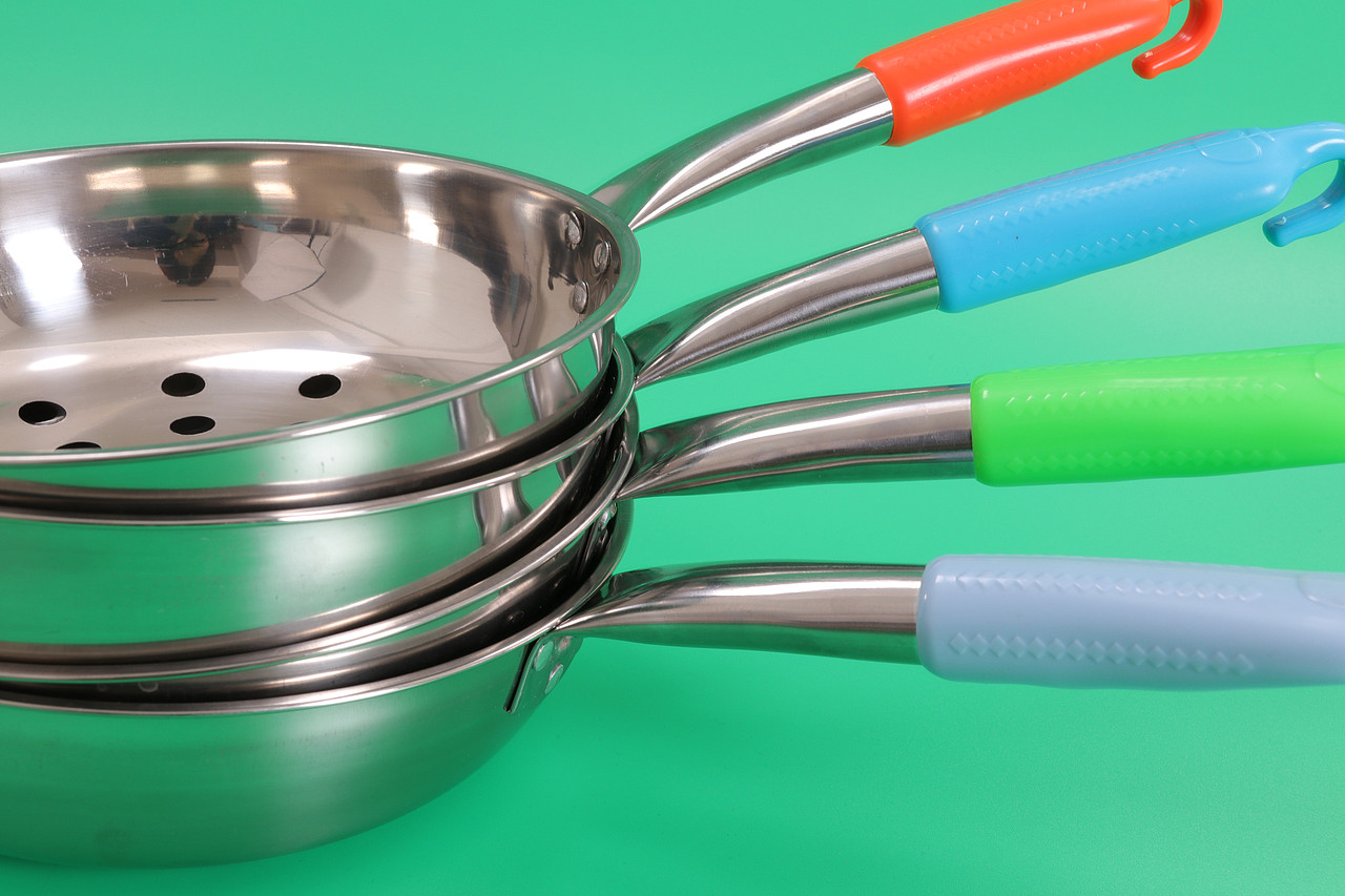 C02-烹饪用具\V39塑料柄漏鱼勺