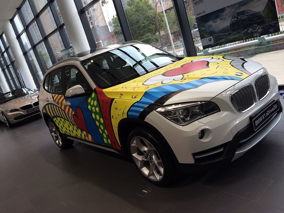 bmw x1车身彩绘.