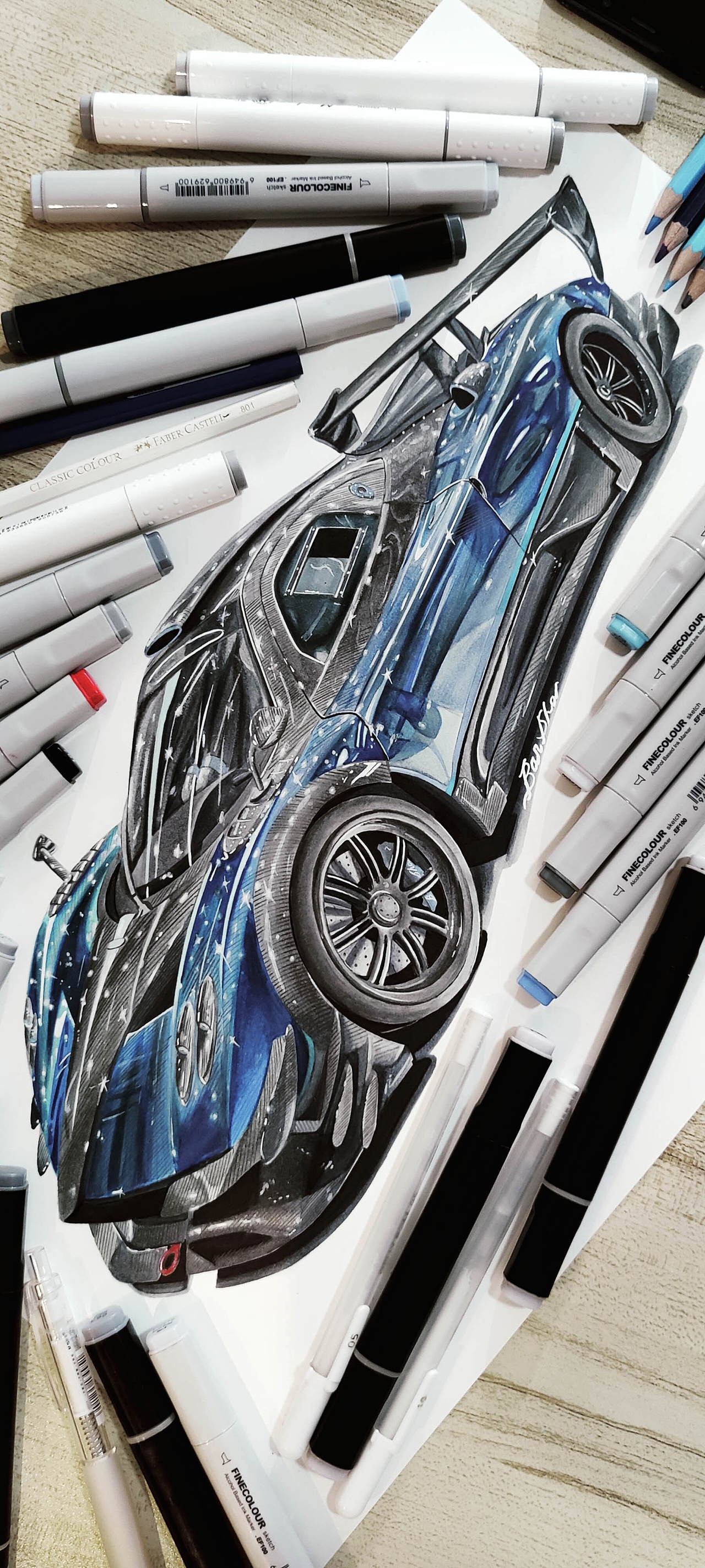马克笔彩铅手绘汽车手绘帕加尼zondar蓝碳