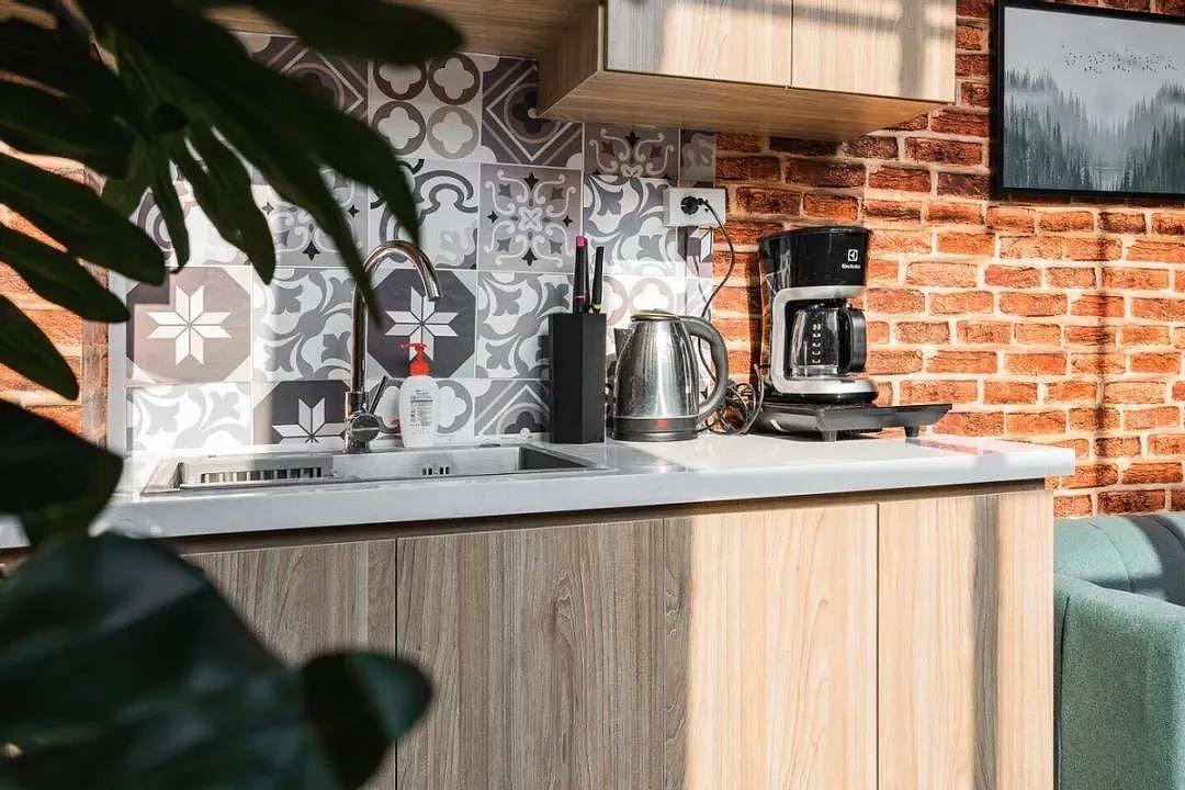 45㎡搭建悬空卧室,又有阳光房洗澡