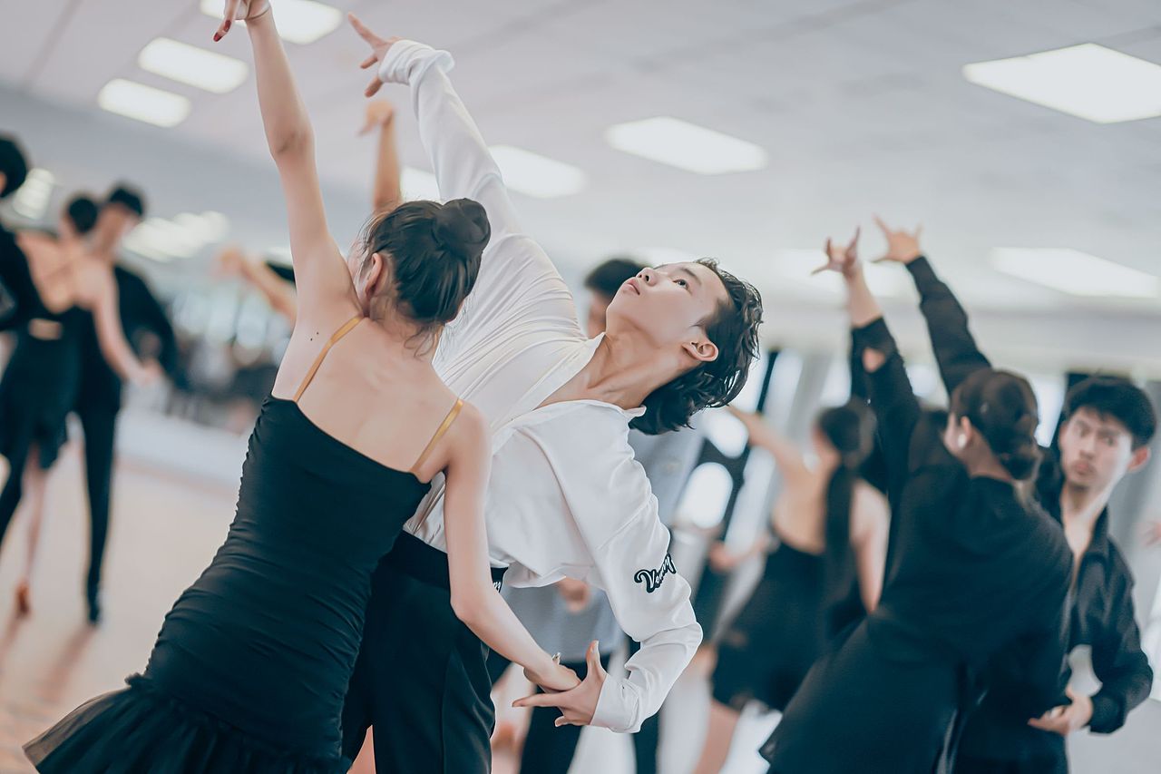 《华嘉舞蹈学院少儿冠军训练营》之上课篇(一)