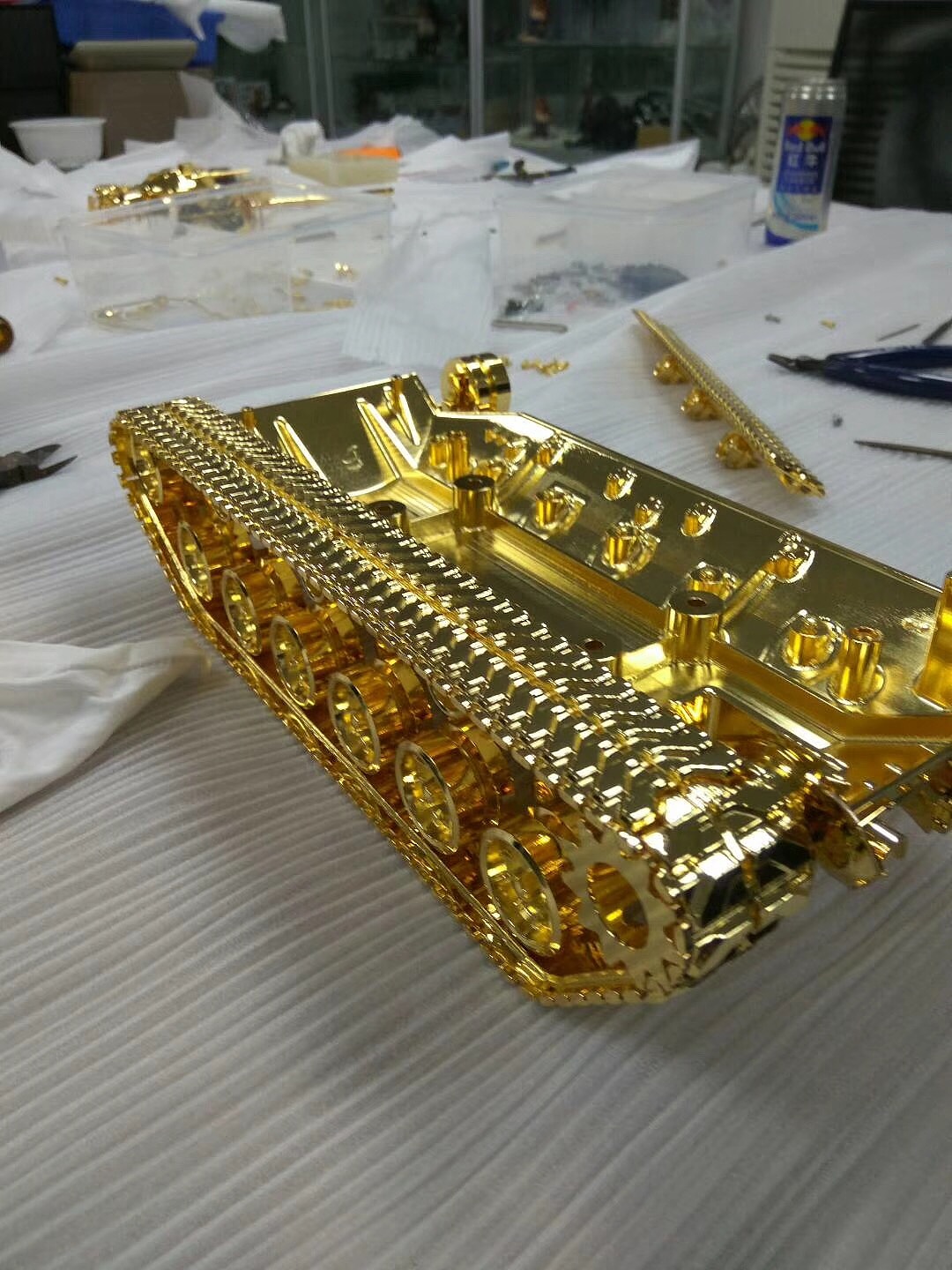 全球只有两台的24K金黄金坦克（图ZMTA2MDUyNDI4） - 生活用品 - 站酷设计师GateToys原创素材 - 站酷ZCOOL