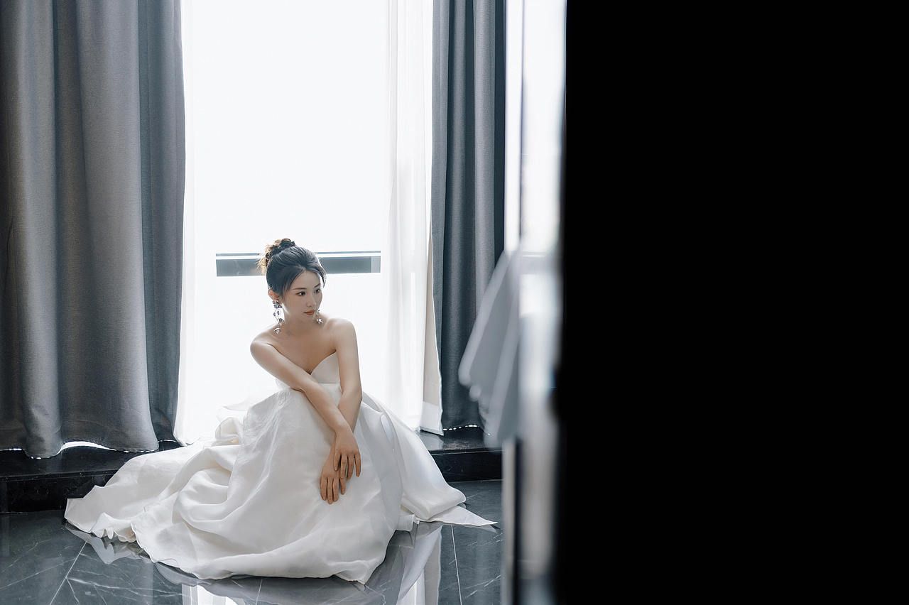 二三年八月七日婚礼（图ZMzQ5NTUwMTAw） - 婚礼摄影 - 站酷设计师摄影方师傅Fonda原创素材 - 站酷ZCOOL