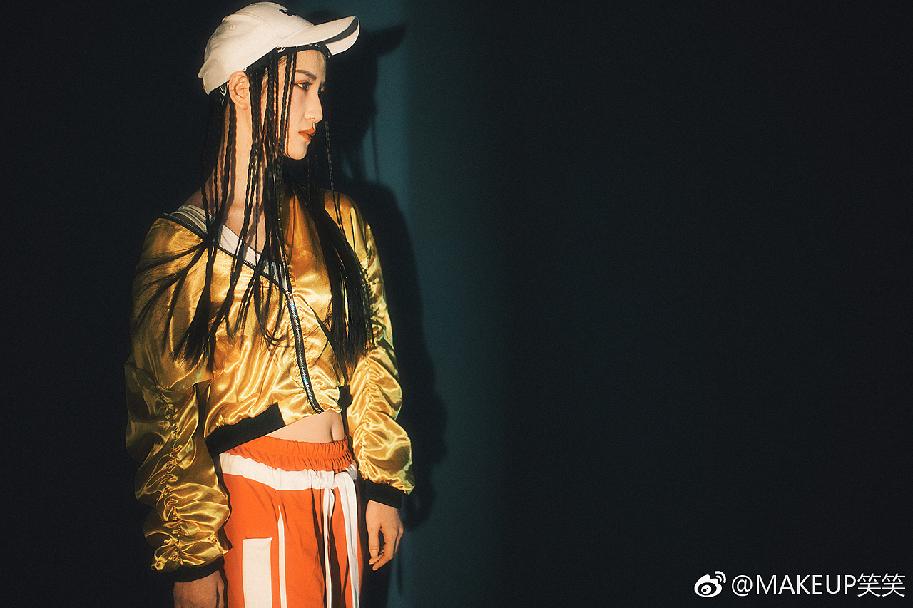 嘻哈少女（图ZMTA3MzM5MzQw） - 人像摄影 - 站酷设计师Z78090713原创素材 - 站酷ZCOOL