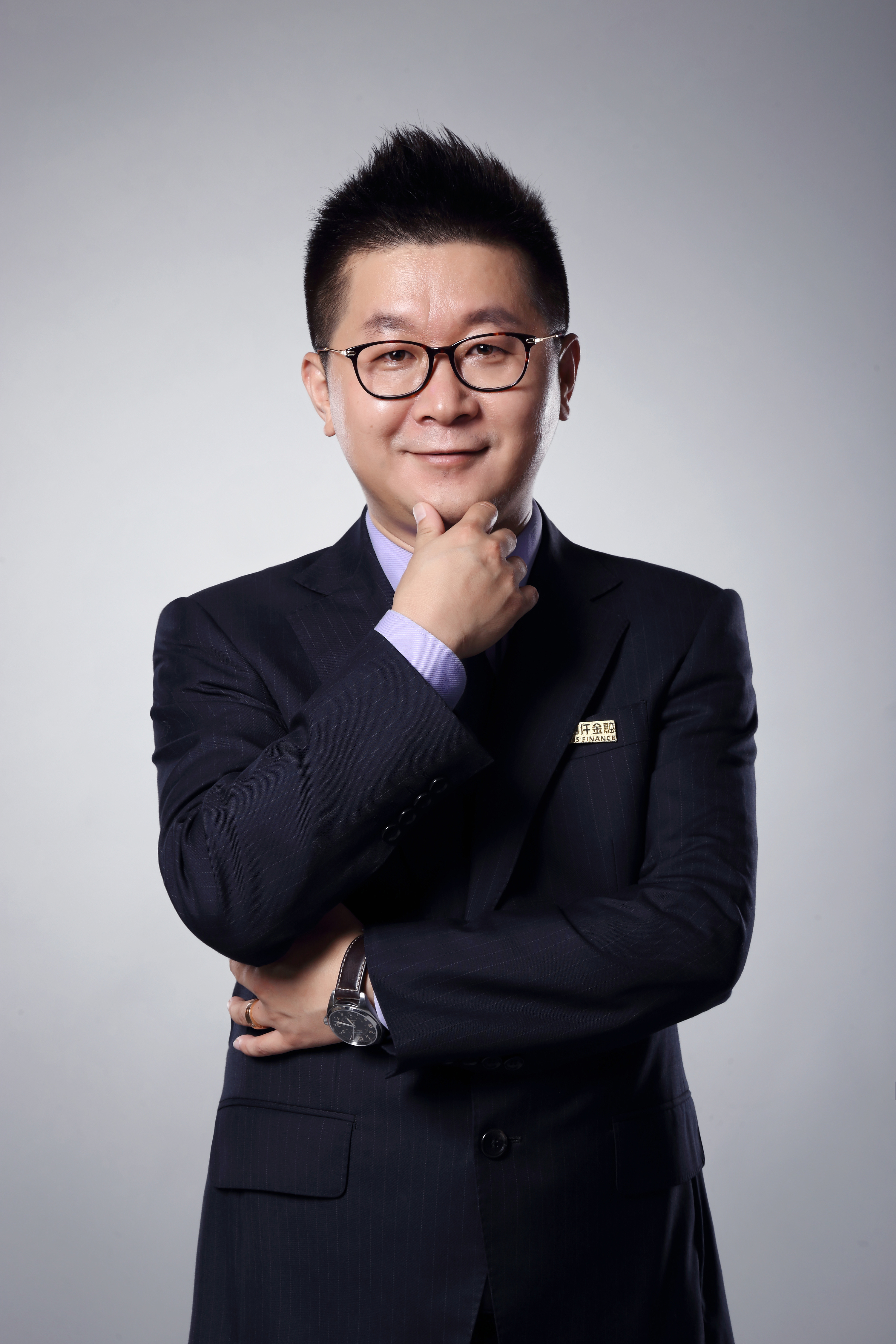 企业高管商务形象照—深圳阡陌金融