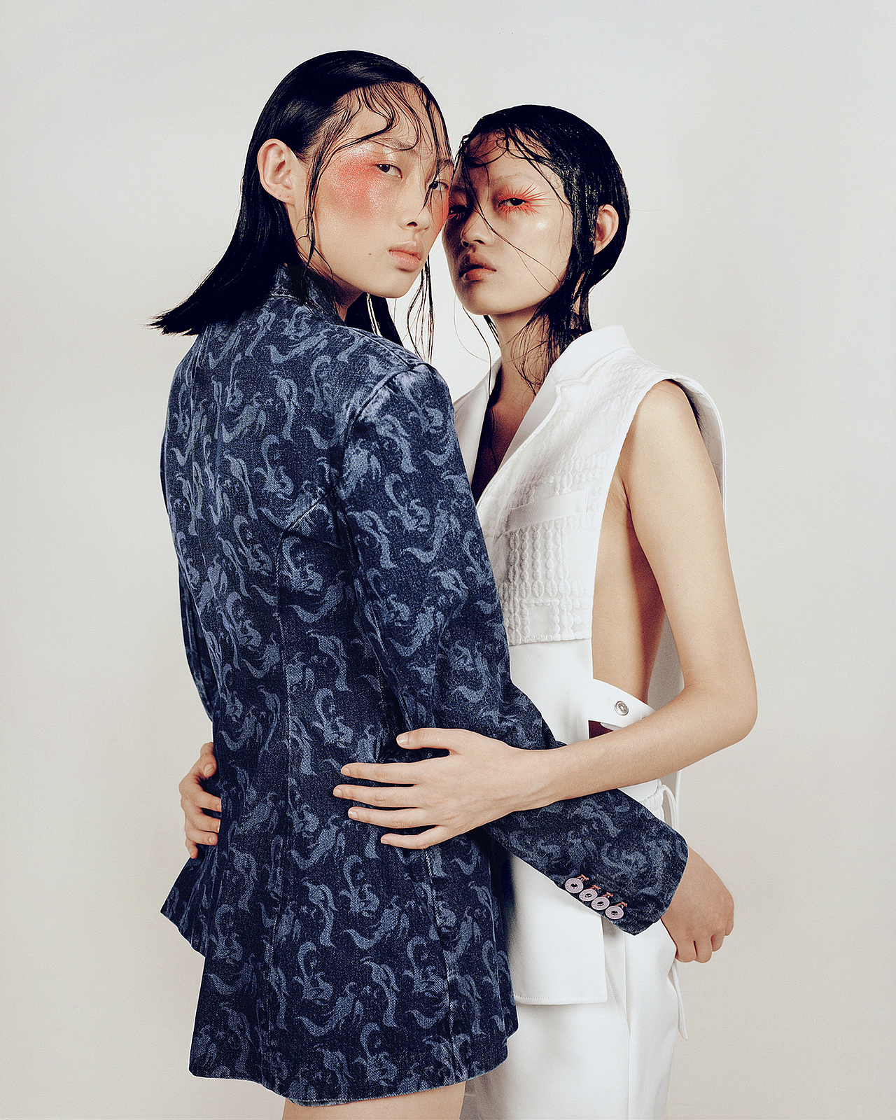 FenG CHen WANG x UGG联名款(图ZMjg4NjAxNjYw) - 修图/后期 - 站酷设计师杭州黑白影像原创素材 - 站酷ZCOOL