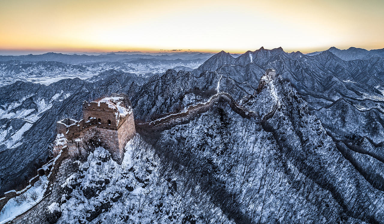 千里冰封万里飘雪