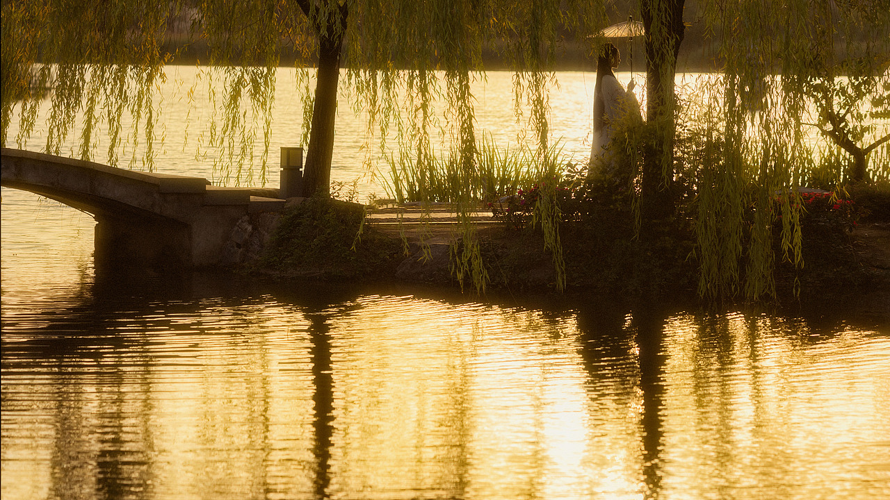 丹枫入秋（图ZMTg3ODk4NTA0） - 人像摄影 - 站酷设计师若寒Rock原创素材 - 站酷ZCOOL