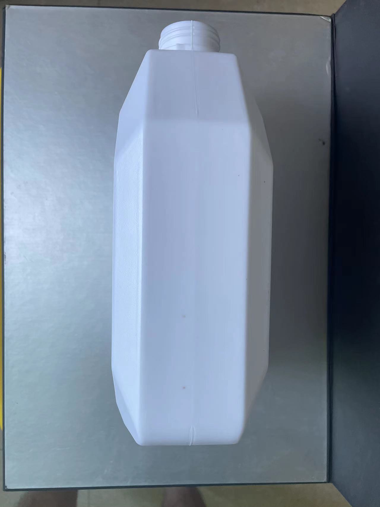 北极熊 I 汽油瓶