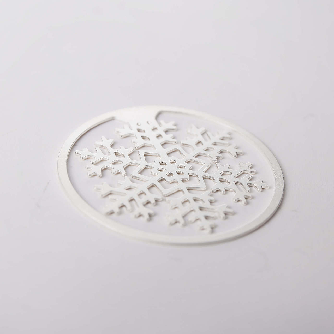 手心里雪花书签