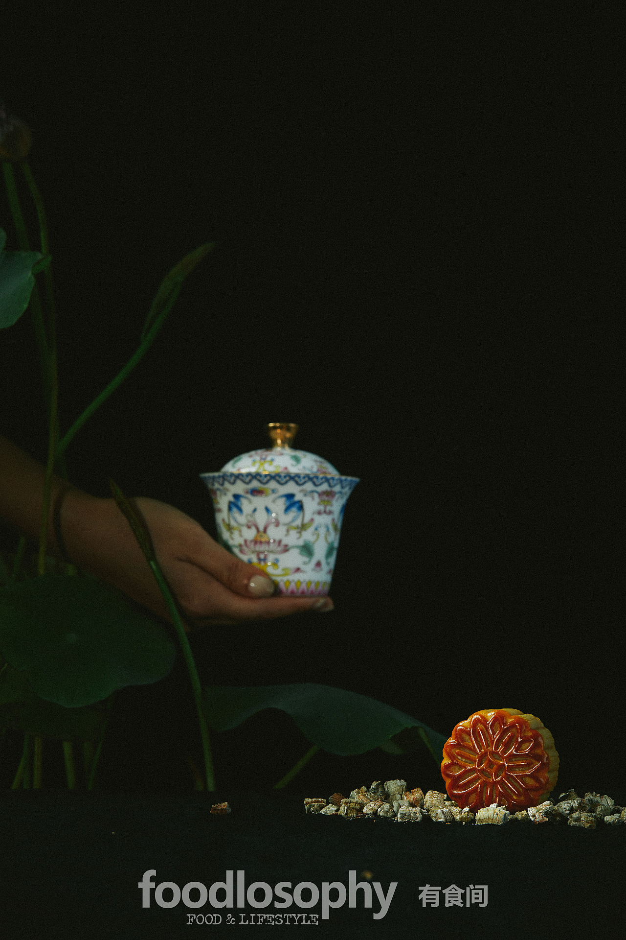 故宫食品 × 有食间|古绣圆盒月饼系列氛围意境拍摄