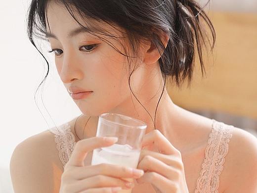 奶油肌水蜜桃