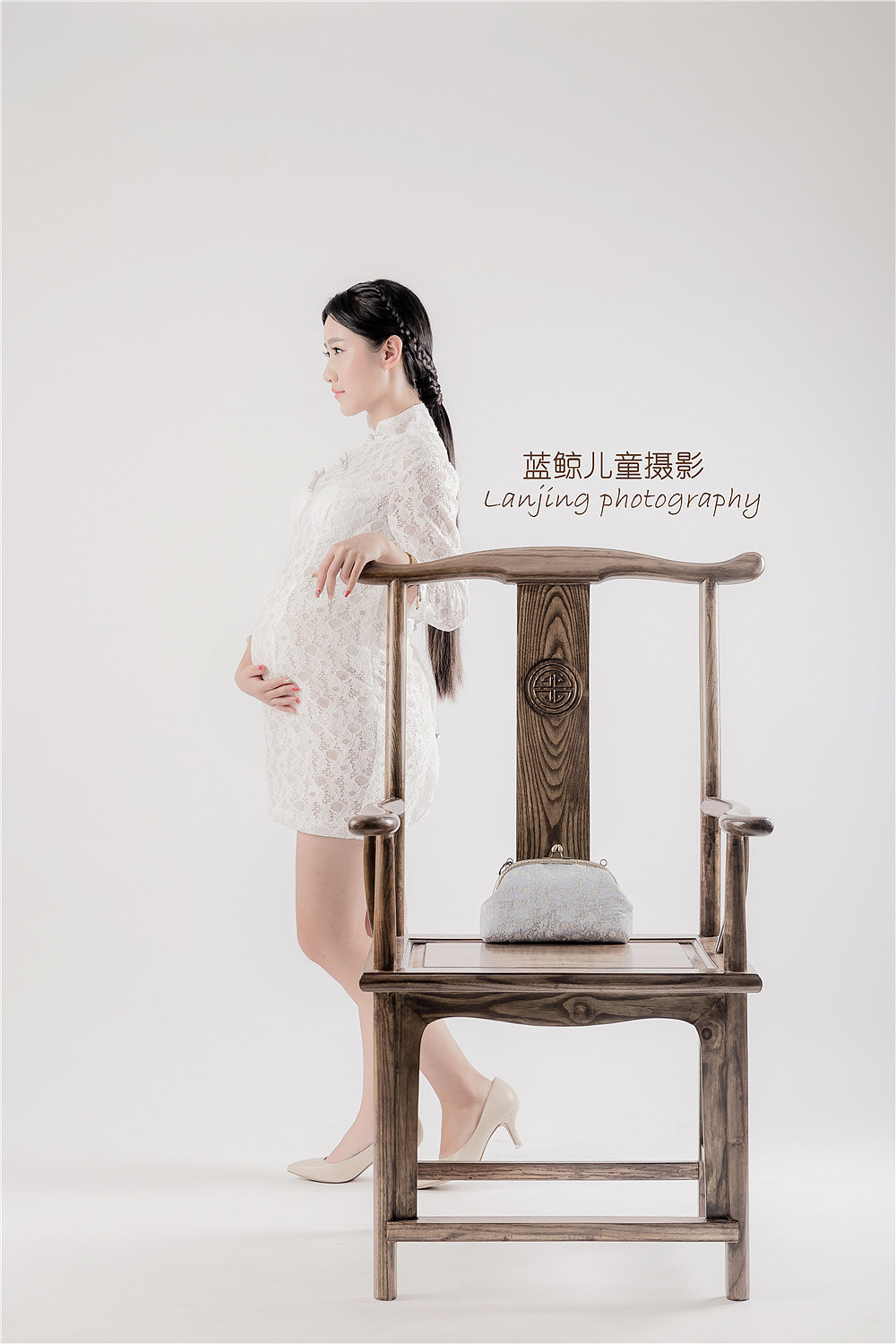 民国大肚旗袍孕妇照