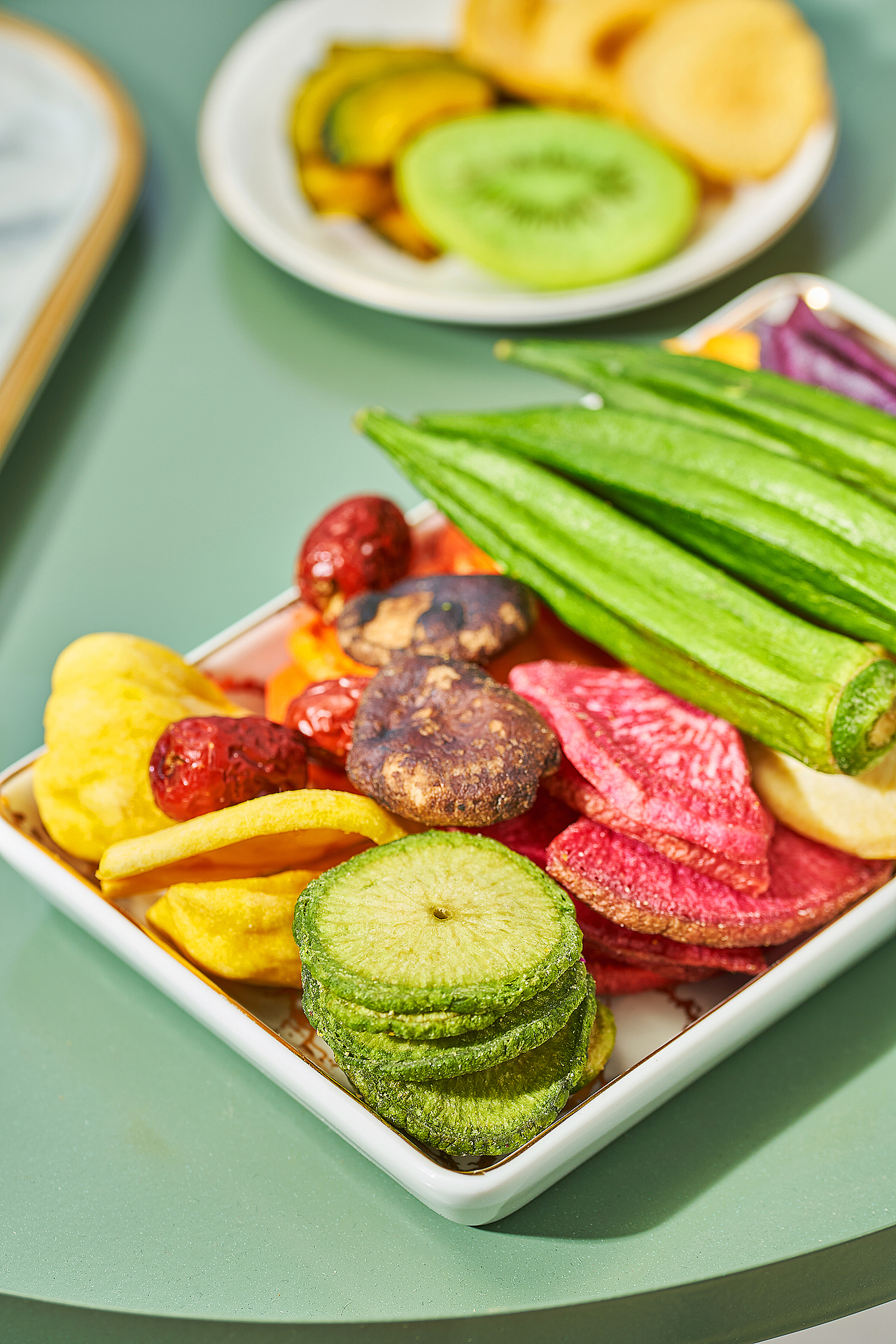 果蔬脆蔬菜干水果干零食礼盒萝卜干秋葵拍摄