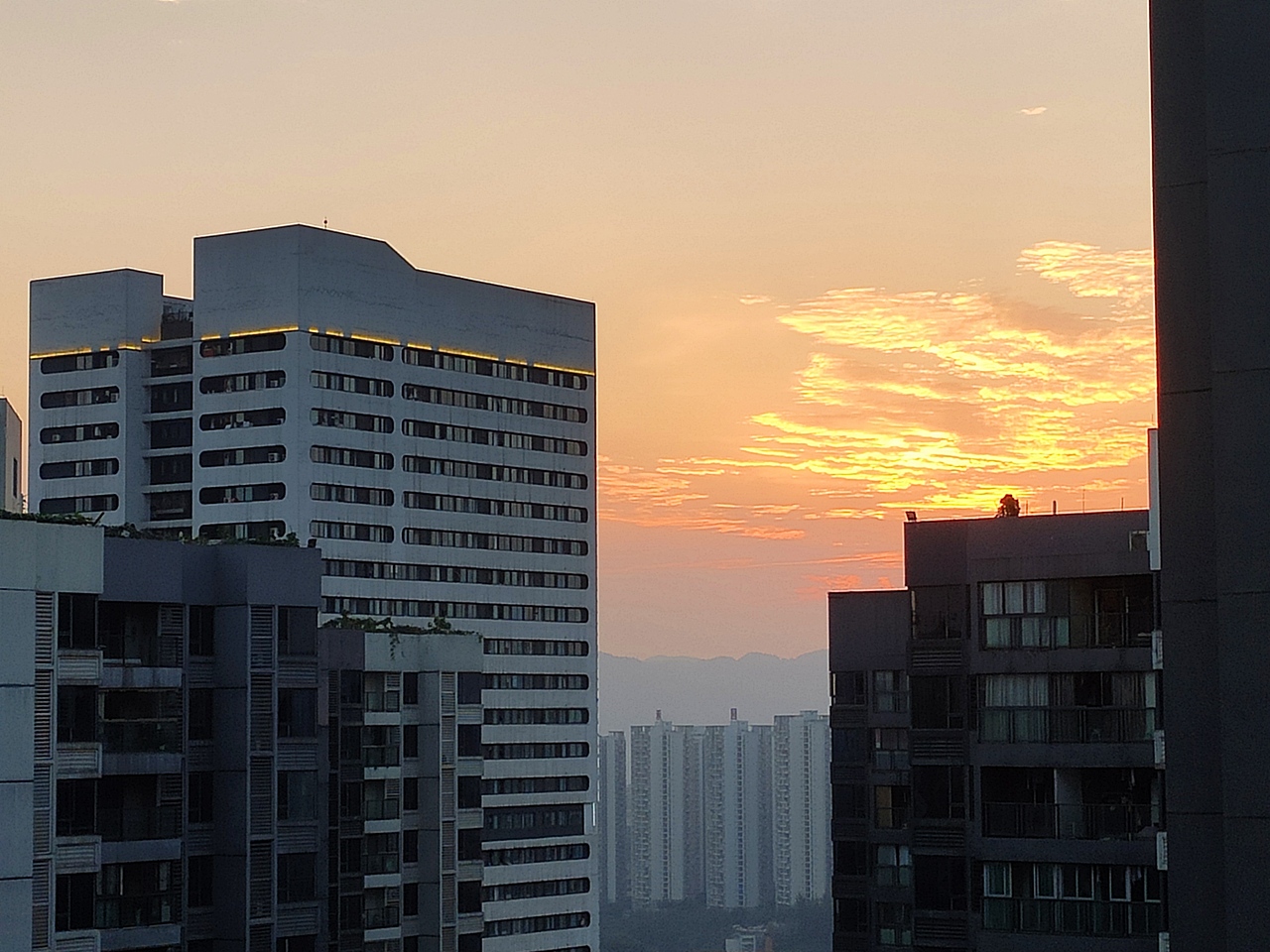 29楼日落（图ZMjU2NzU0NDgw） - 风光摄影 - 站酷设计师boompala原创素材 - 站酷ZCOOL