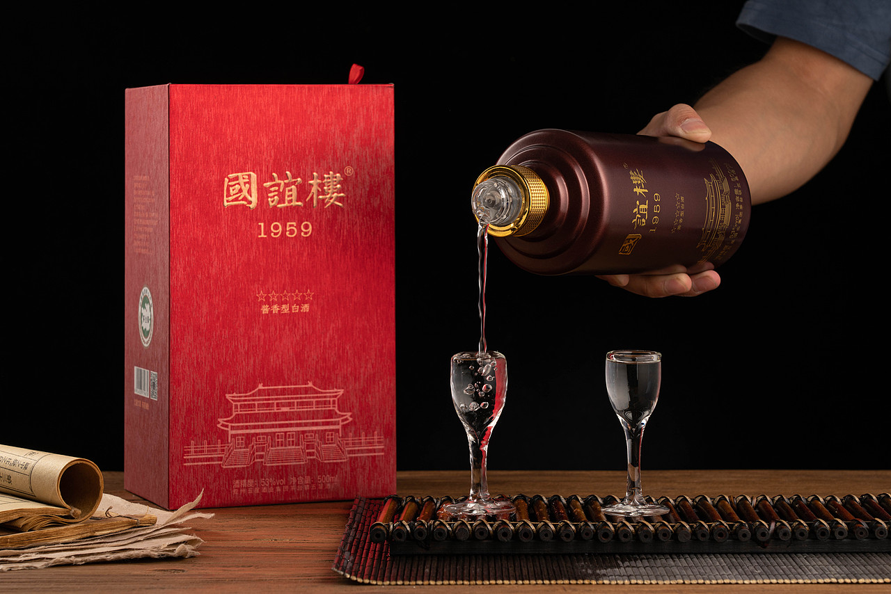 白酒拍摄（图ZMjQ5MzY3MTMy） - 产品摄影 - 站酷设计师小小小白白白白白原创素材 - 站酷ZCOOL
