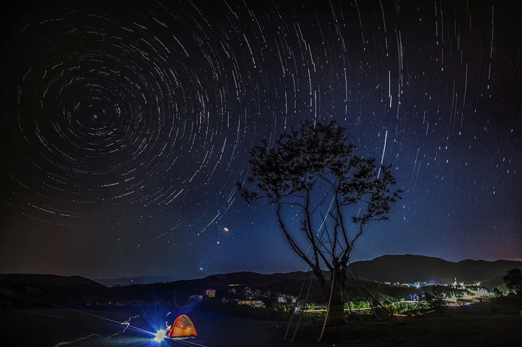摄影初学者如何拍摄星轨?西安王老师教你简单的拍摄星轨的详细步骤