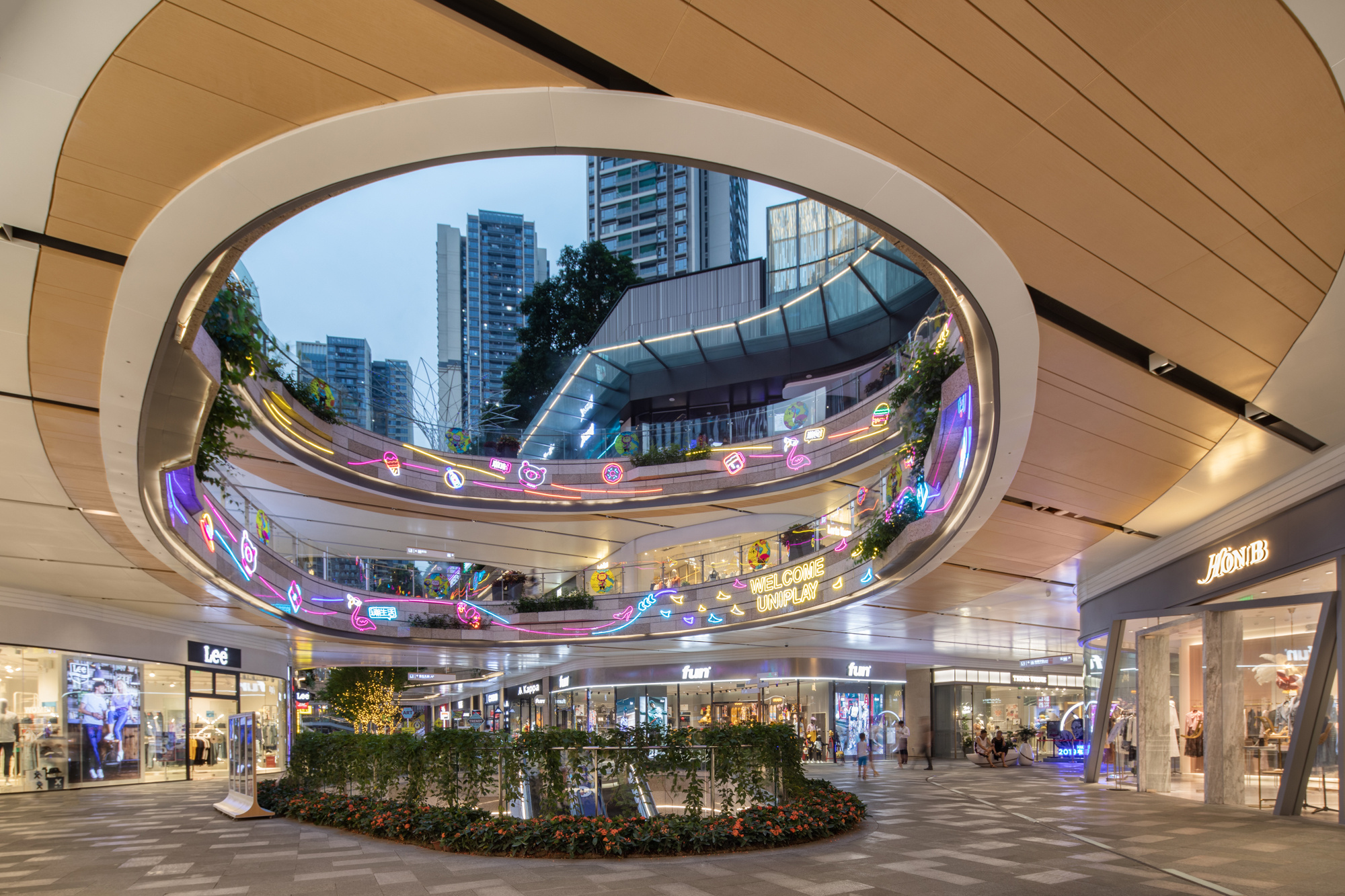 商业项目/深圳壹方天地