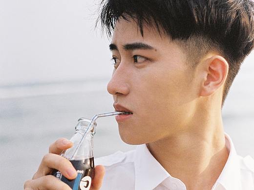 海边男孩