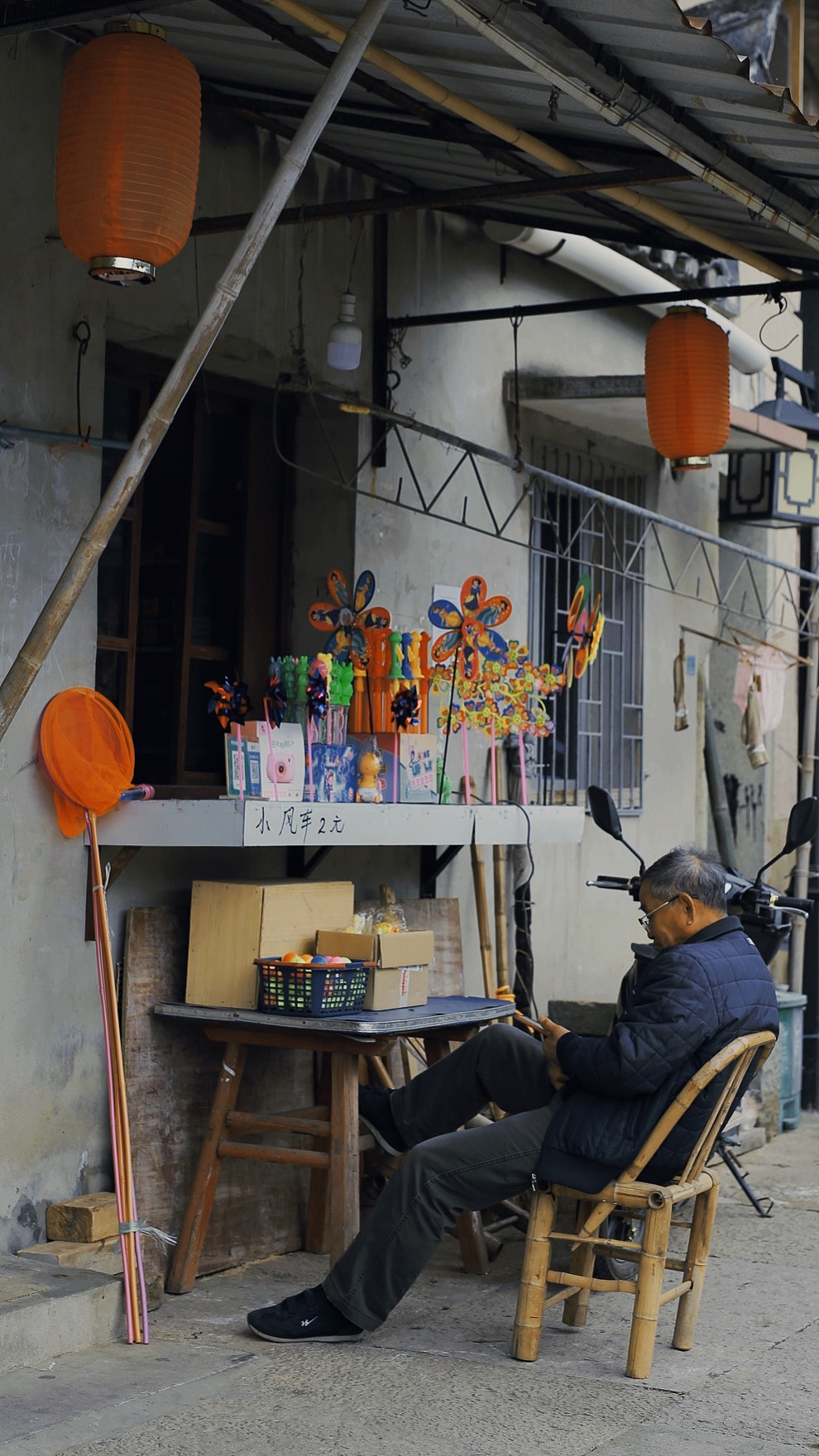 古镇里的人间烟火气📸（图ZMjM2MjQ5ODc2） - 人文/纪实摄影 - 站酷设计师Z自由女神原创素材 - 站酷ZCOOL