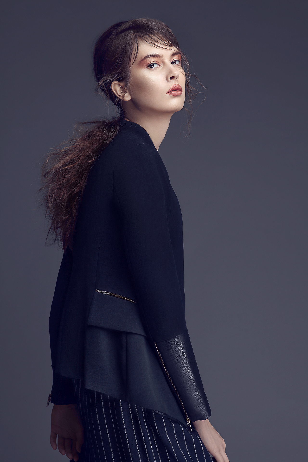 《 超级频率切割+超级明度流动观察层 》