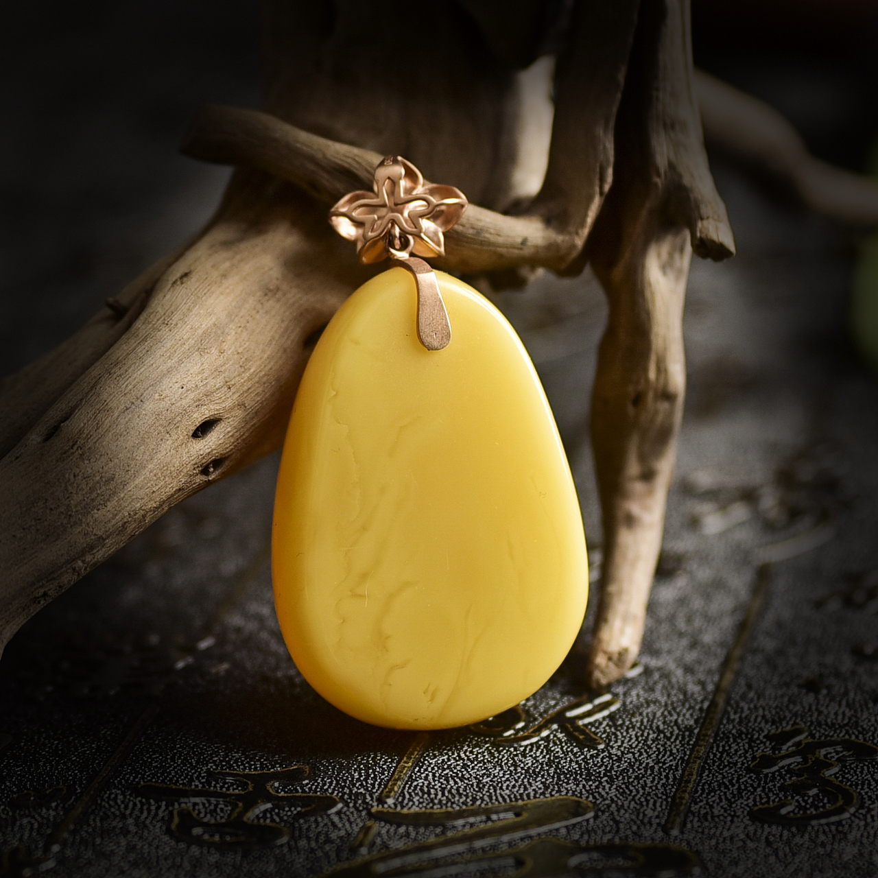 2020年4-6月蜜蜡等产品拍摄（图ZMjUwMDEwMTIw） - 产品摄影 - 站酷设计师xvlong12345原创素材 - 站酷ZCOOL