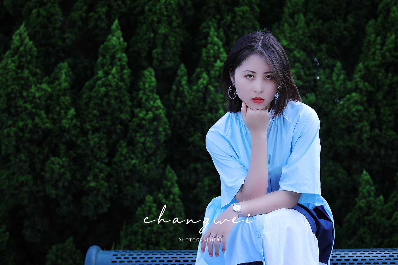 心里藏着事的人（图ZMTY0MTA4OTI0） - 人像摄影 - 站酷设计师CHANGWEI_原创素材 - 站酷ZCOOL