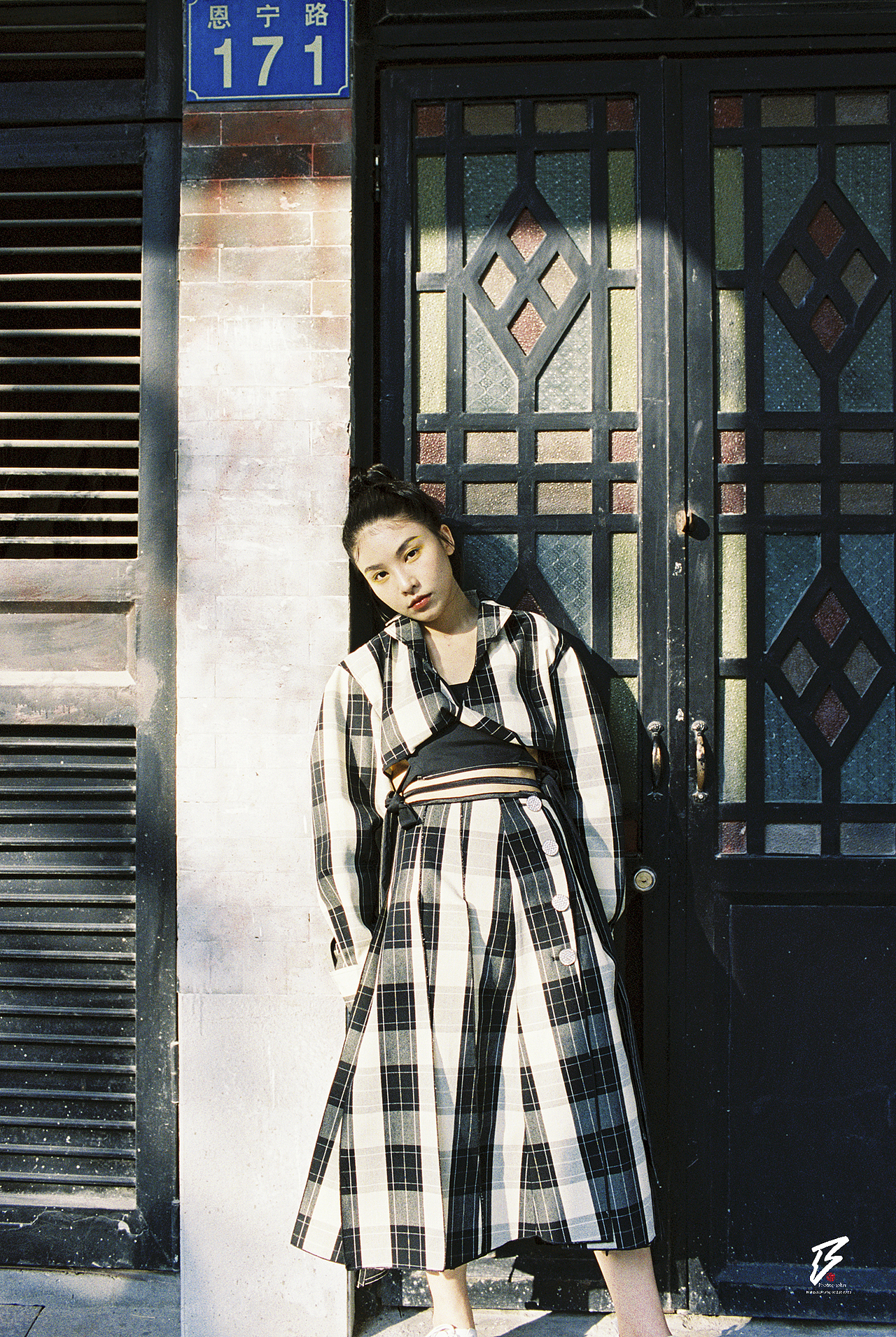 爱尔娃国风（胶片）（图ZMjM0MzIyNjg4） - 人像摄影 - 站酷设计师NingJ36原创素材 - 站酷ZCOOL