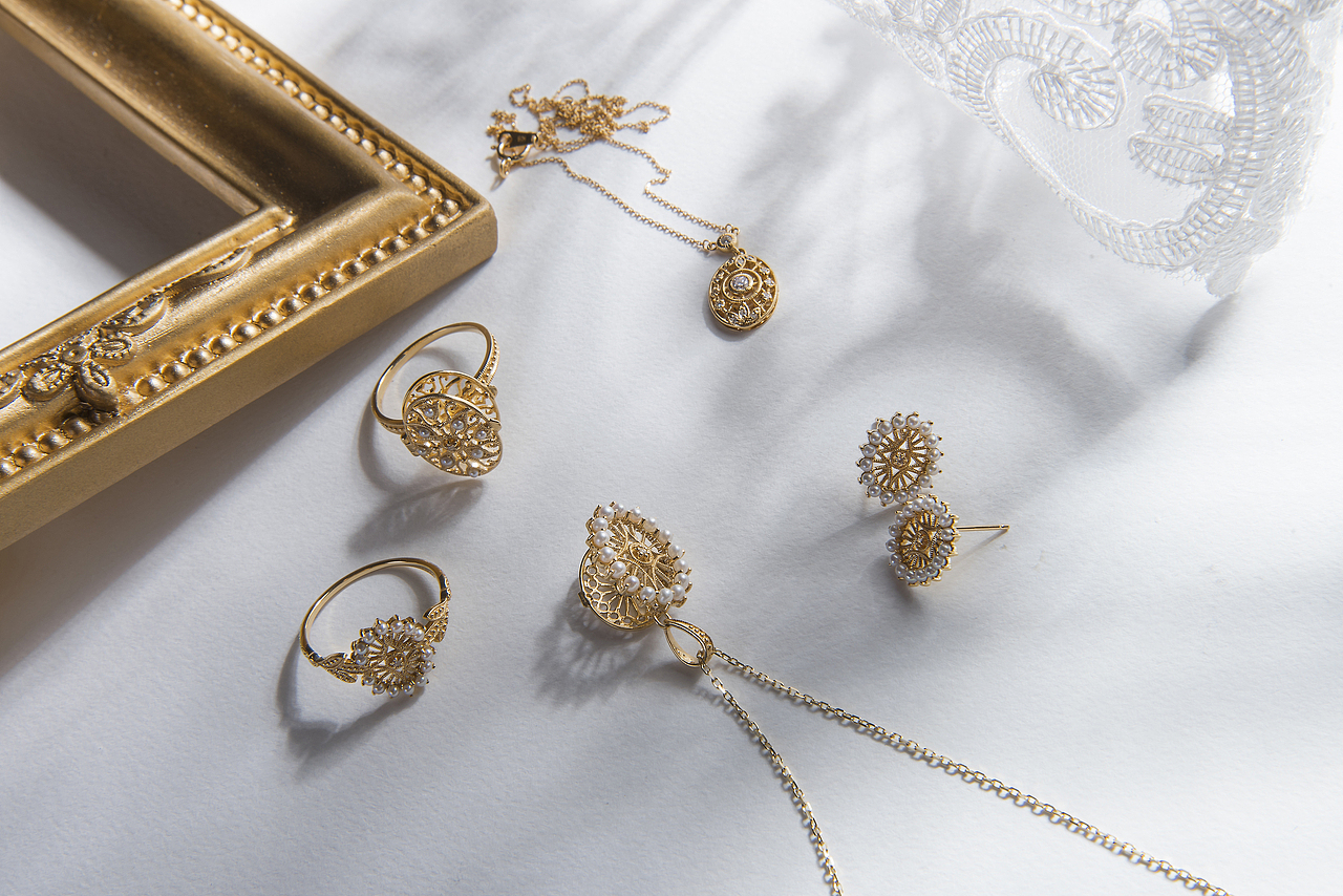 珍珠寶盒飾品系列 吊墜x戒指（圖ZMTYxNjIwMDc2） - 產(chǎn)品攝影 - 站酷設(shè)計(jì)師Dim750原創(chuàng)素材 - 站酷ZCOOL