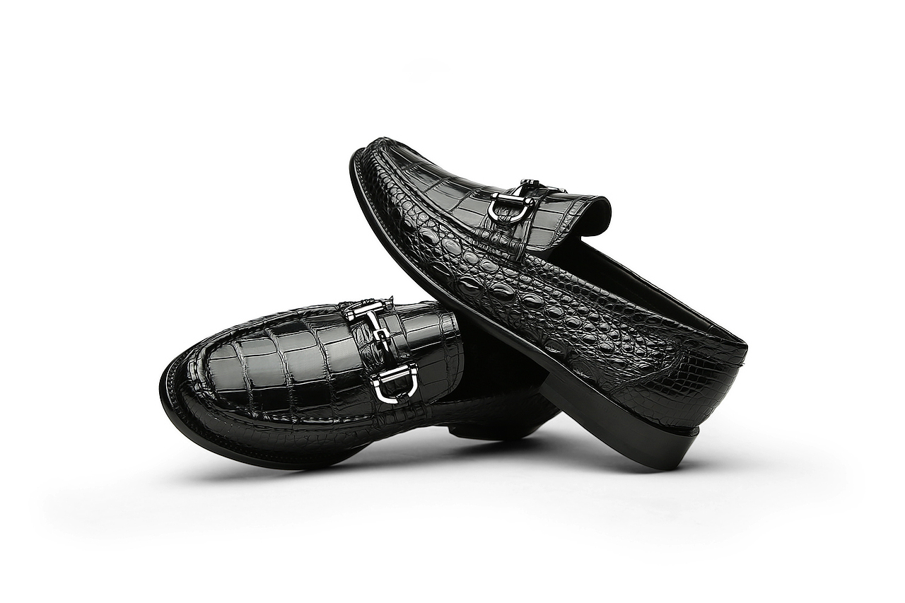高档鳄鱼皮男鞋精拍