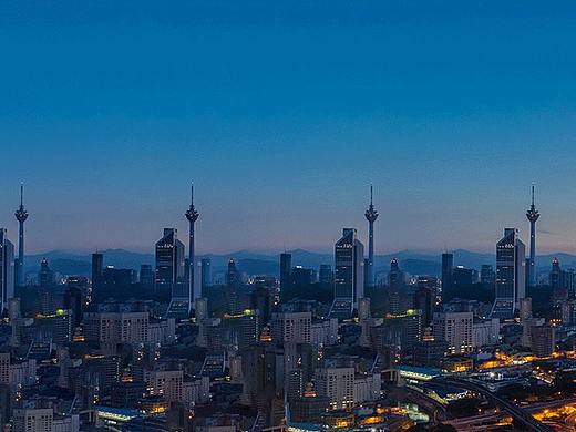 云南旅游途牛详情页制作