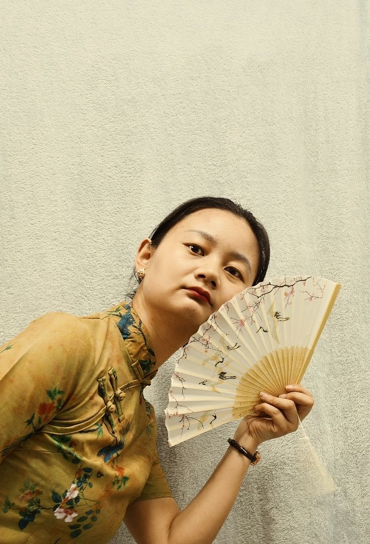 旗袍美照（图ZMzMyNTM5NDYw） - 人像摄影 - 站酷设计师王霸天是小仙女原创素材 - 站酷ZCOOL