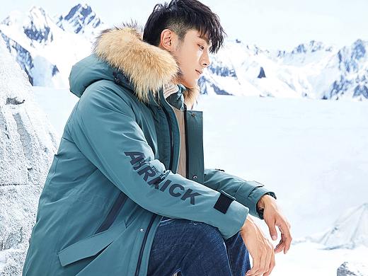 羽绒服拍摄萧山淘宝摄影男装羽绒服棚拍雪中飞羽绒服
