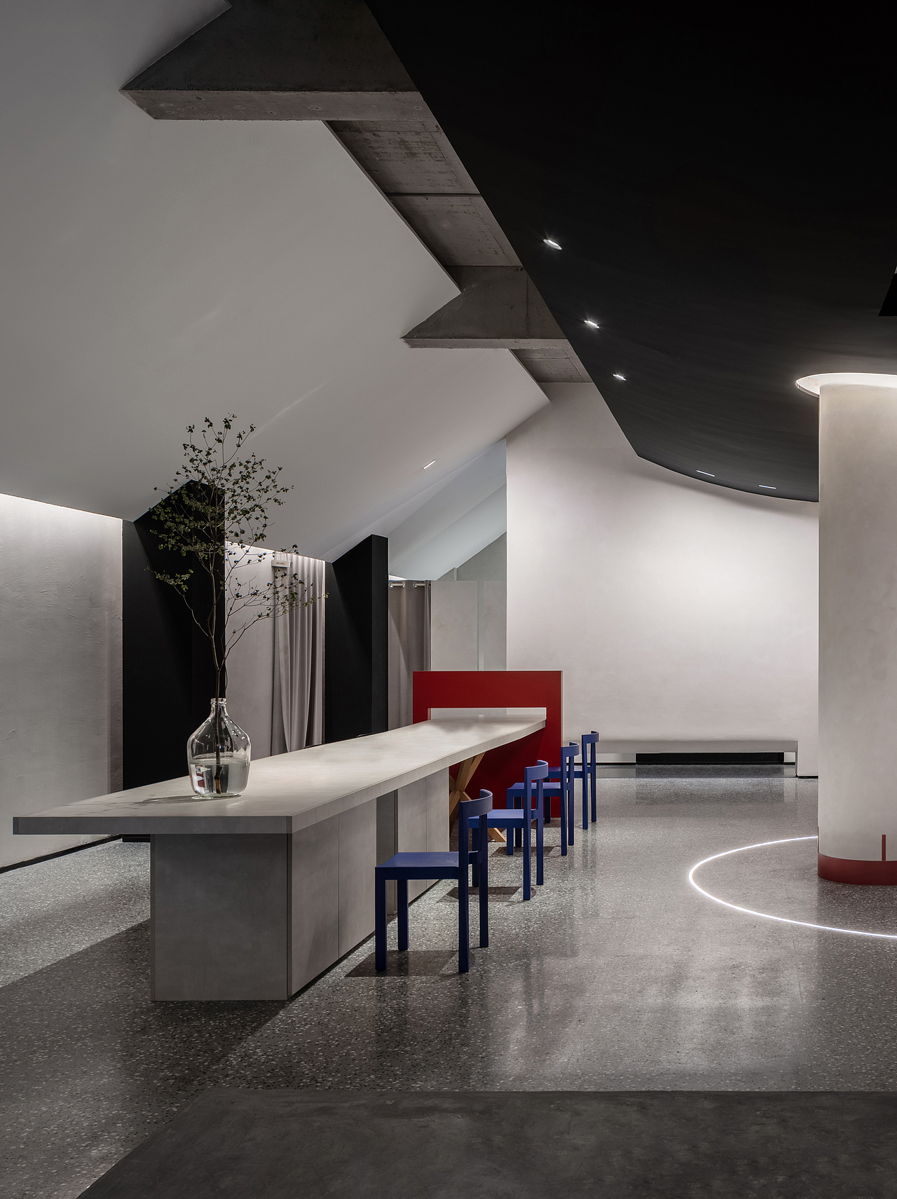 光束游戏 - RAyinGallery