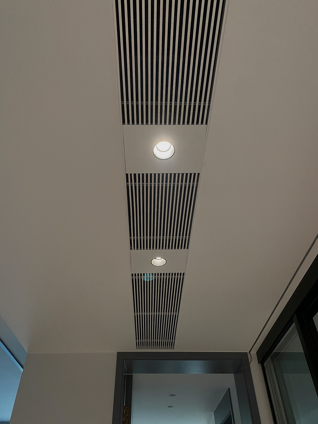 隐形风口 | 全屋采用隐形风口,打造无框极简之美