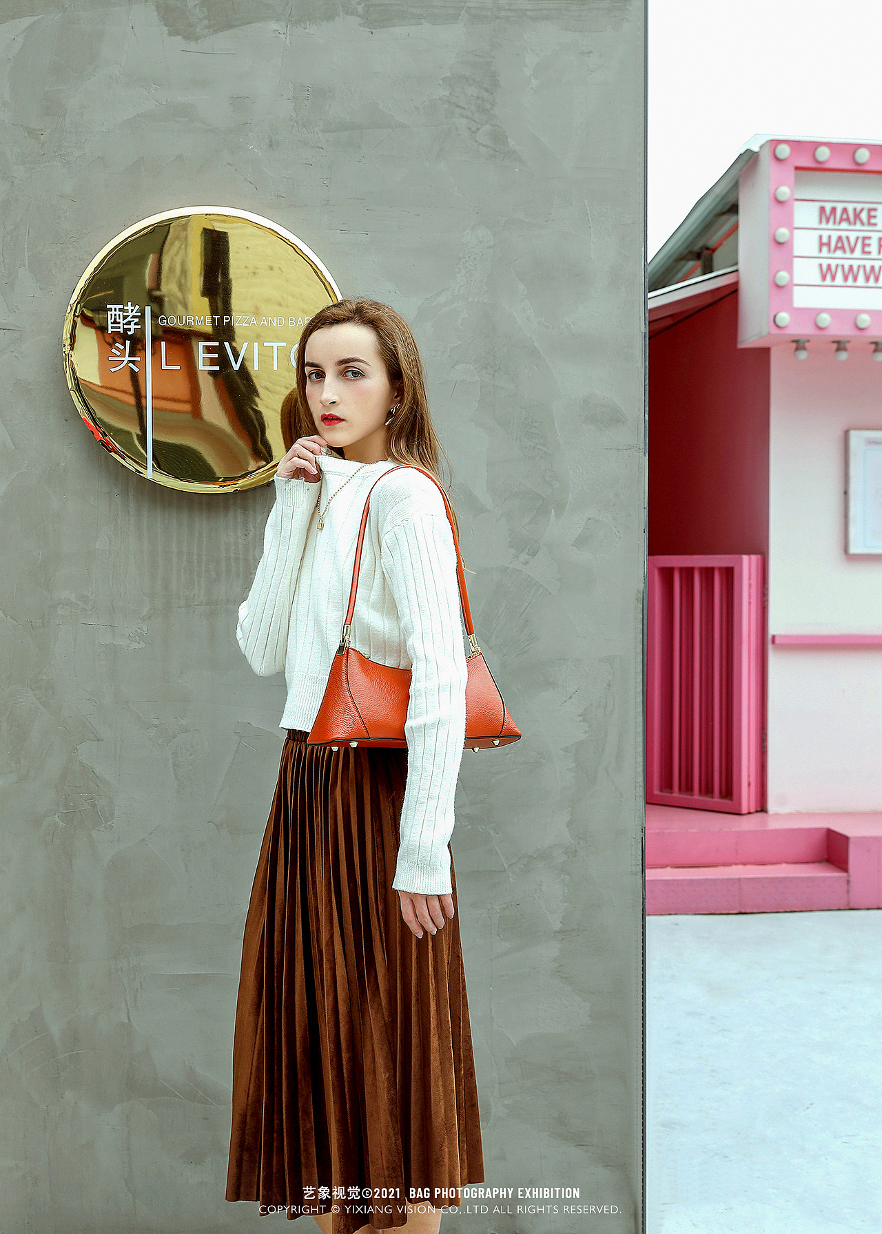 女包模特拍摄 | 皮具拍摄 | 电商产品拍摄 | 艺象视觉