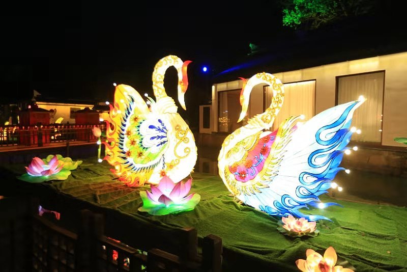 2019昆山周庄中秋灯会开幕（图ZMTc2Nzg2MTcy） - 人像摄影 - 站酷设计师小小兵之兵原创素材 - 站酷ZCOOL